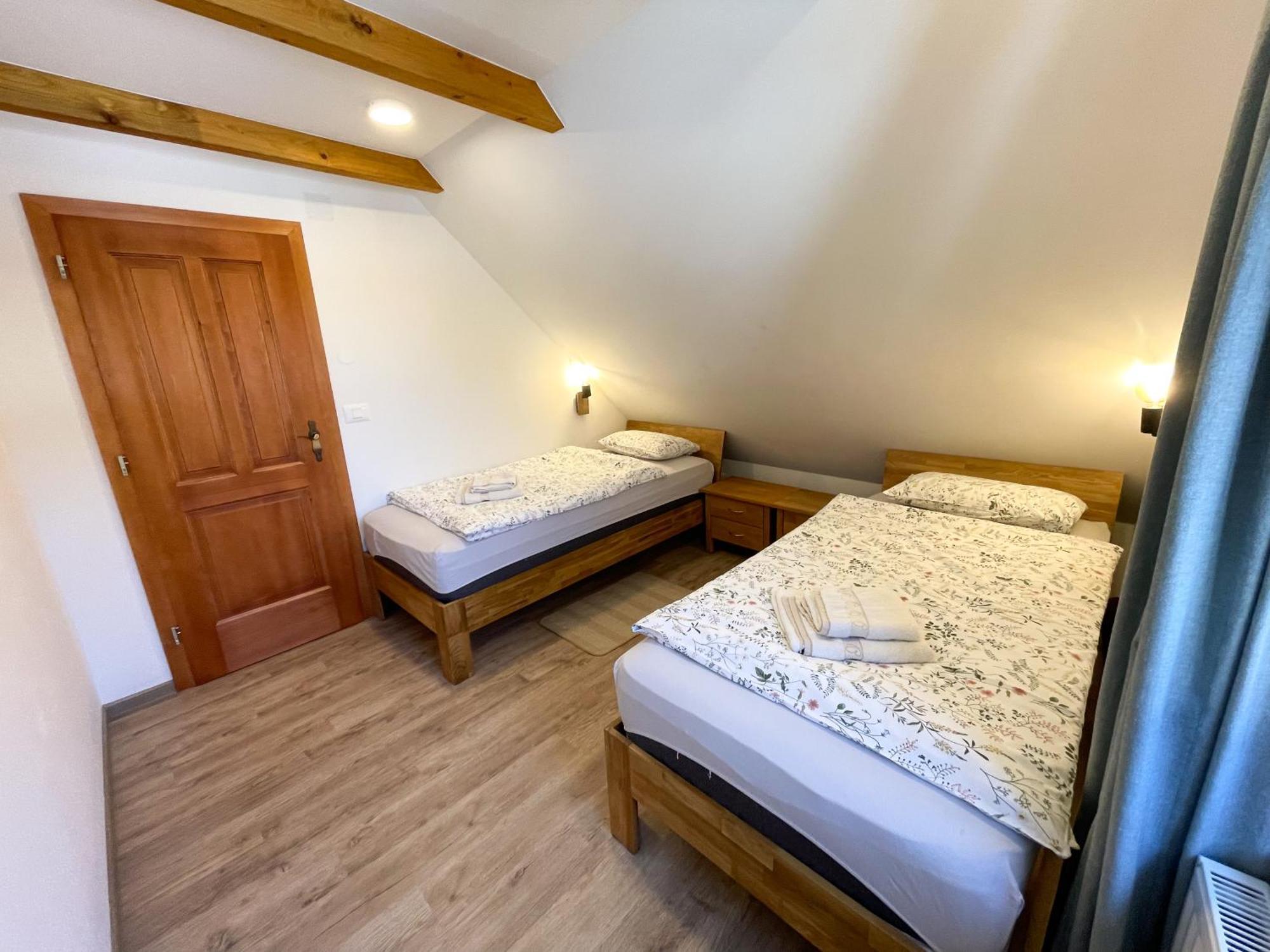 קרנייסקה גורה Apartment House Prezlc מראה חיצוני תמונה