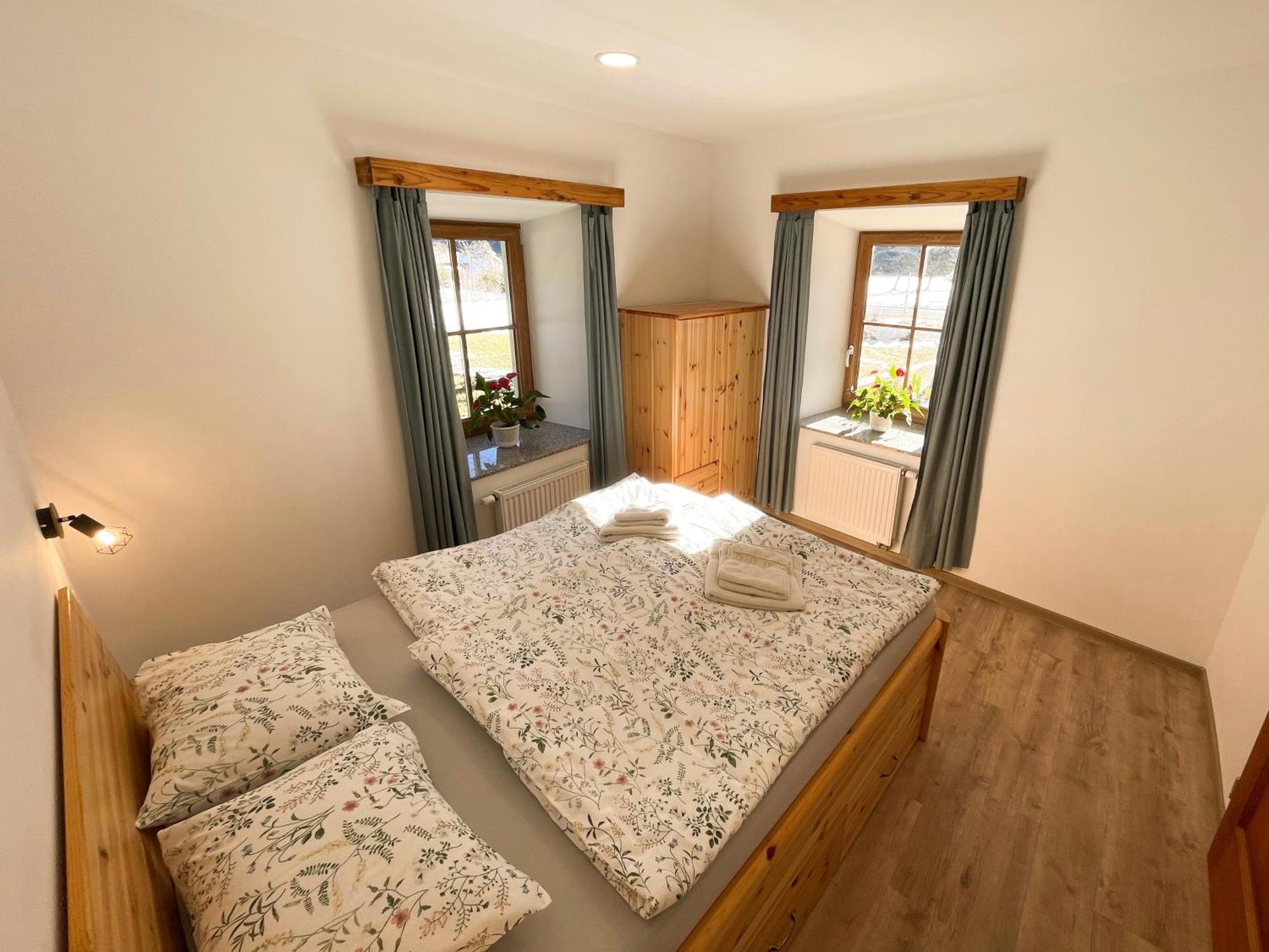 קרנייסקה גורה Apartment House Prezlc מראה חיצוני תמונה